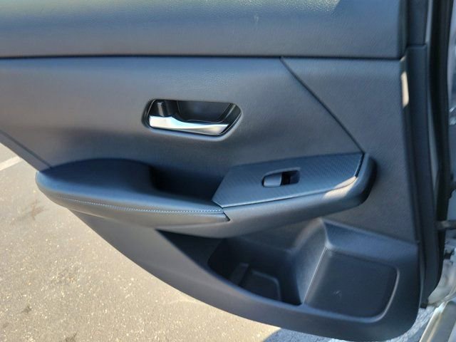 Used 2023 Nissan Sentra SV image 17
