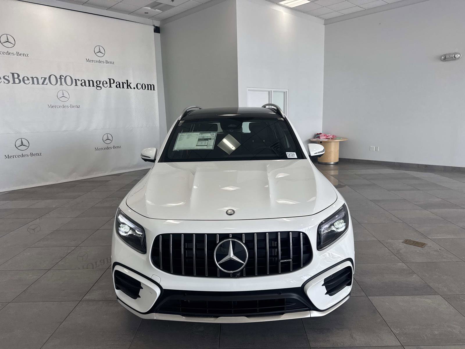 New 2026 Mercedes-Benz GLB 35 AMG 4MATIC image 2