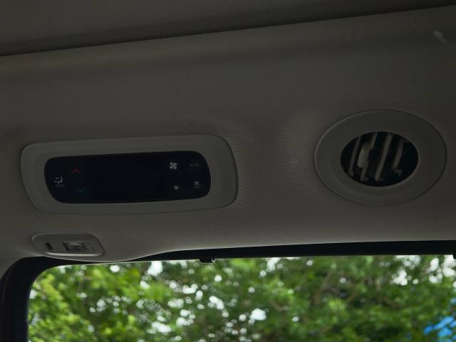Used 2021 Chrysler Pacifica Limited FWD image 51