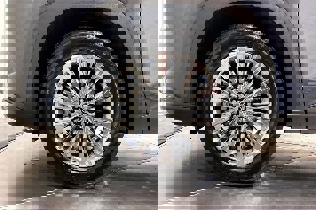 Certified 2026 Toyota Grand Highlander Platinum image 9