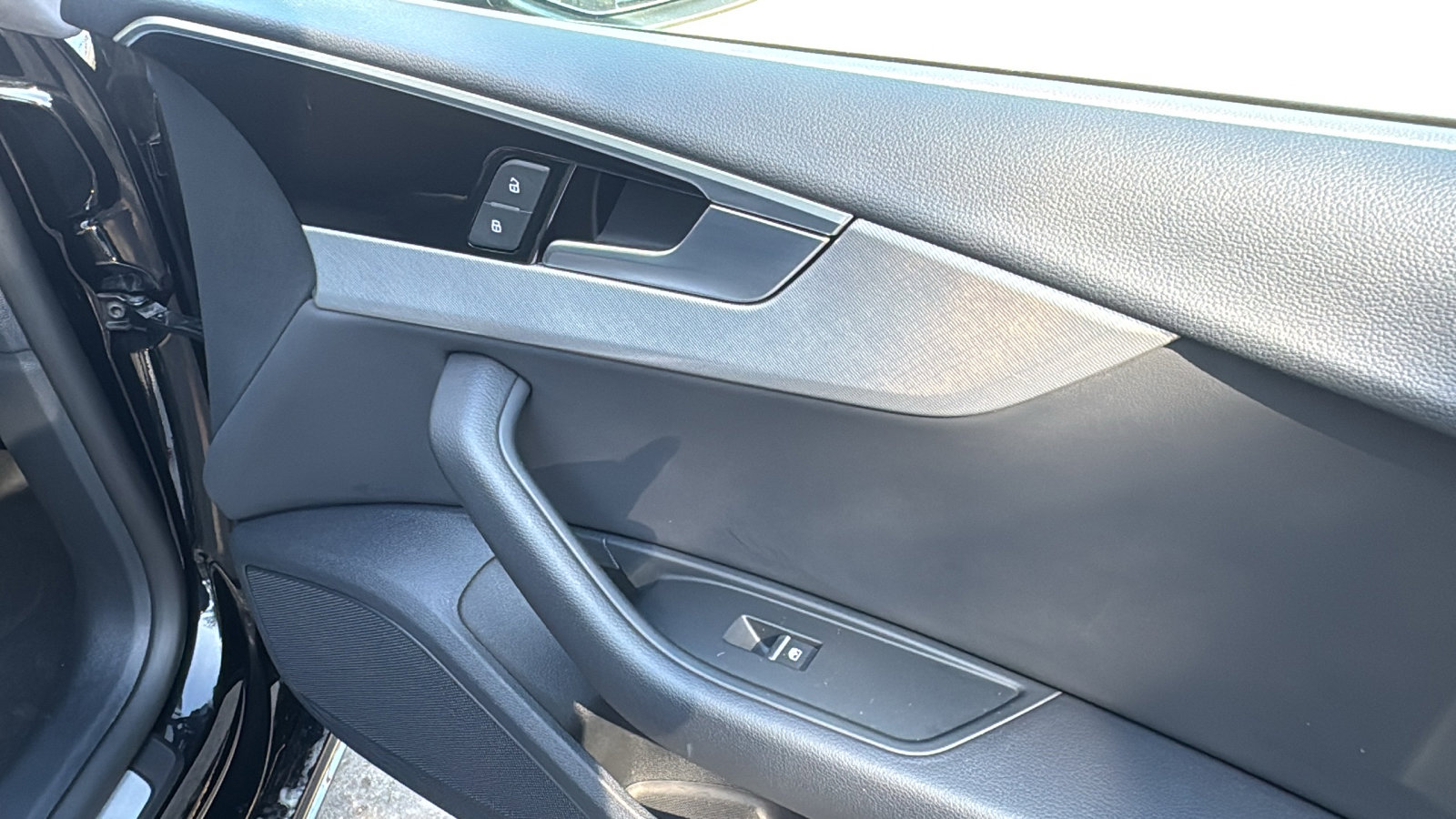 Used 2025 Audi A5 2.0T Premium Plus image 31