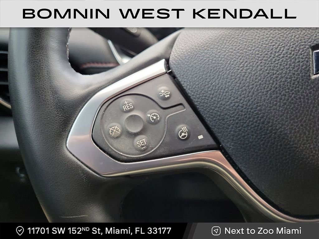 Used 2023 Chevrolet Traverse RS image 13