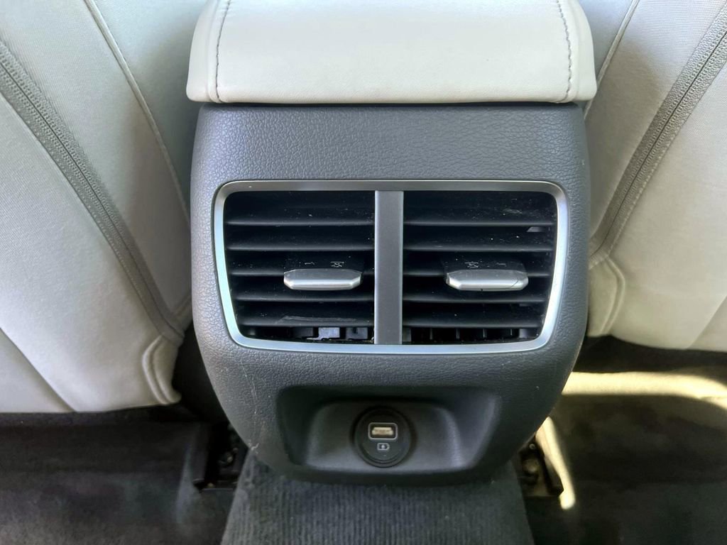 Certified 2023 Hyundai Sonata SEL w/ Convenience Package image 17