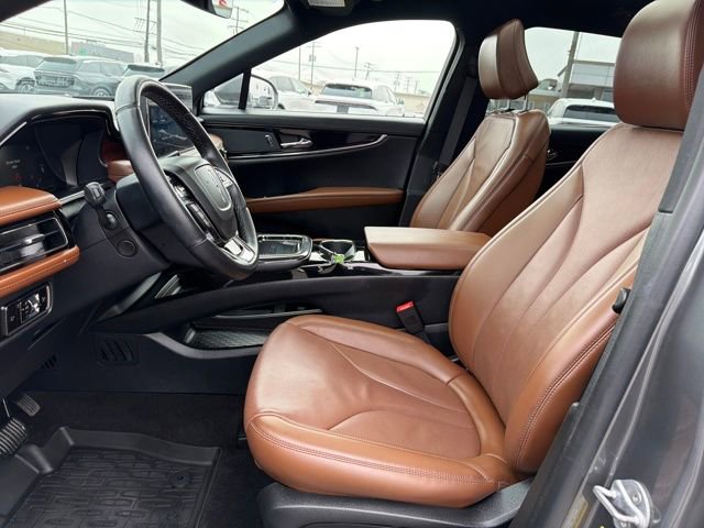 Used 2023 Lincoln Nautilus Reserve image 13