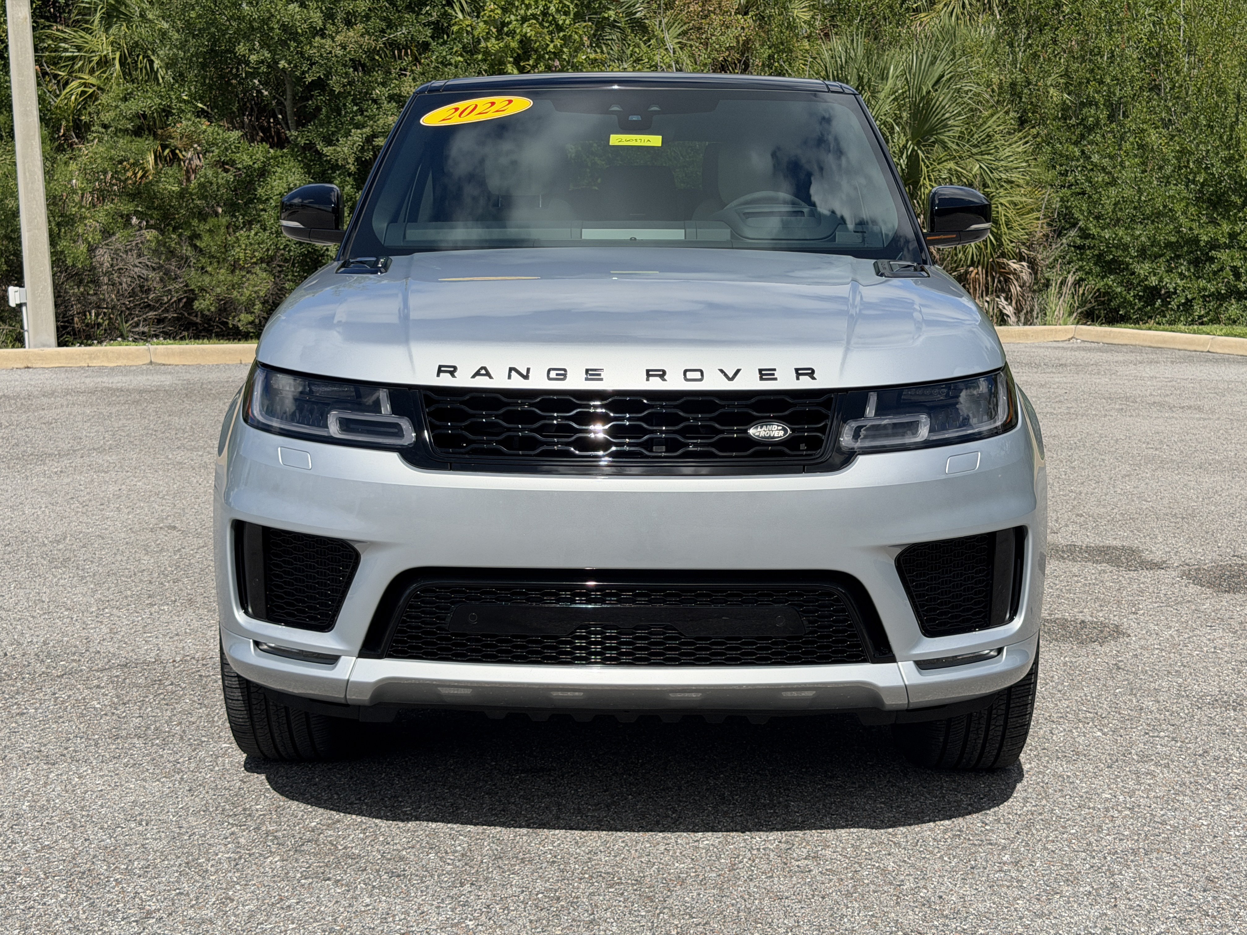 Used 2022 Land Rover Range Rover Sport HST AWD/4WD image 2
