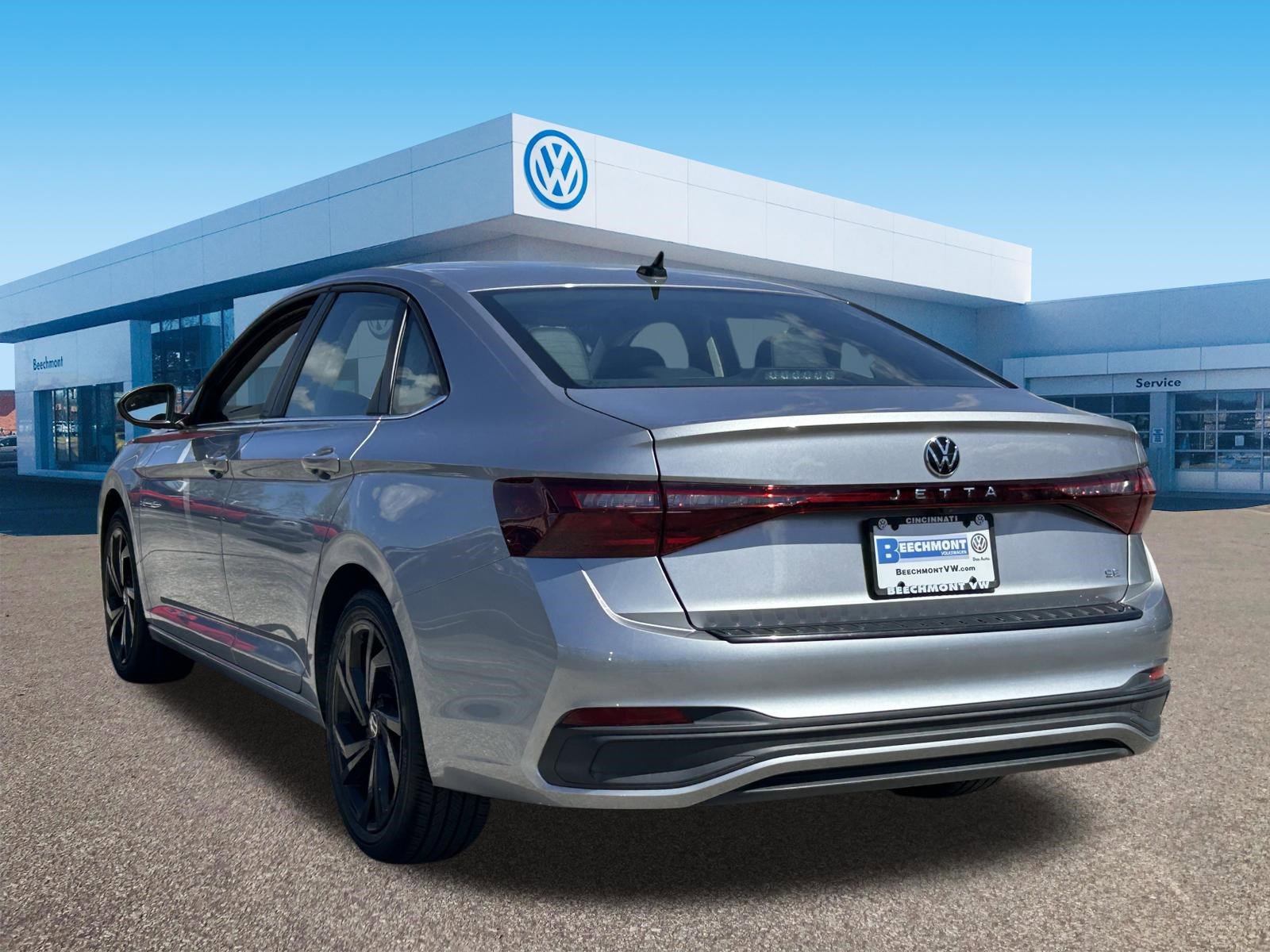 Used 2025 Volkswagen Jetta SE image 5