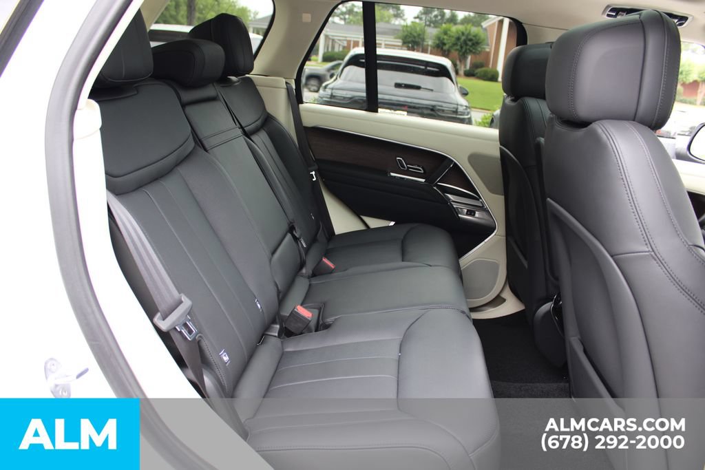 Used 2023 Land Rover Range Rover SE AWD/4WD image 23