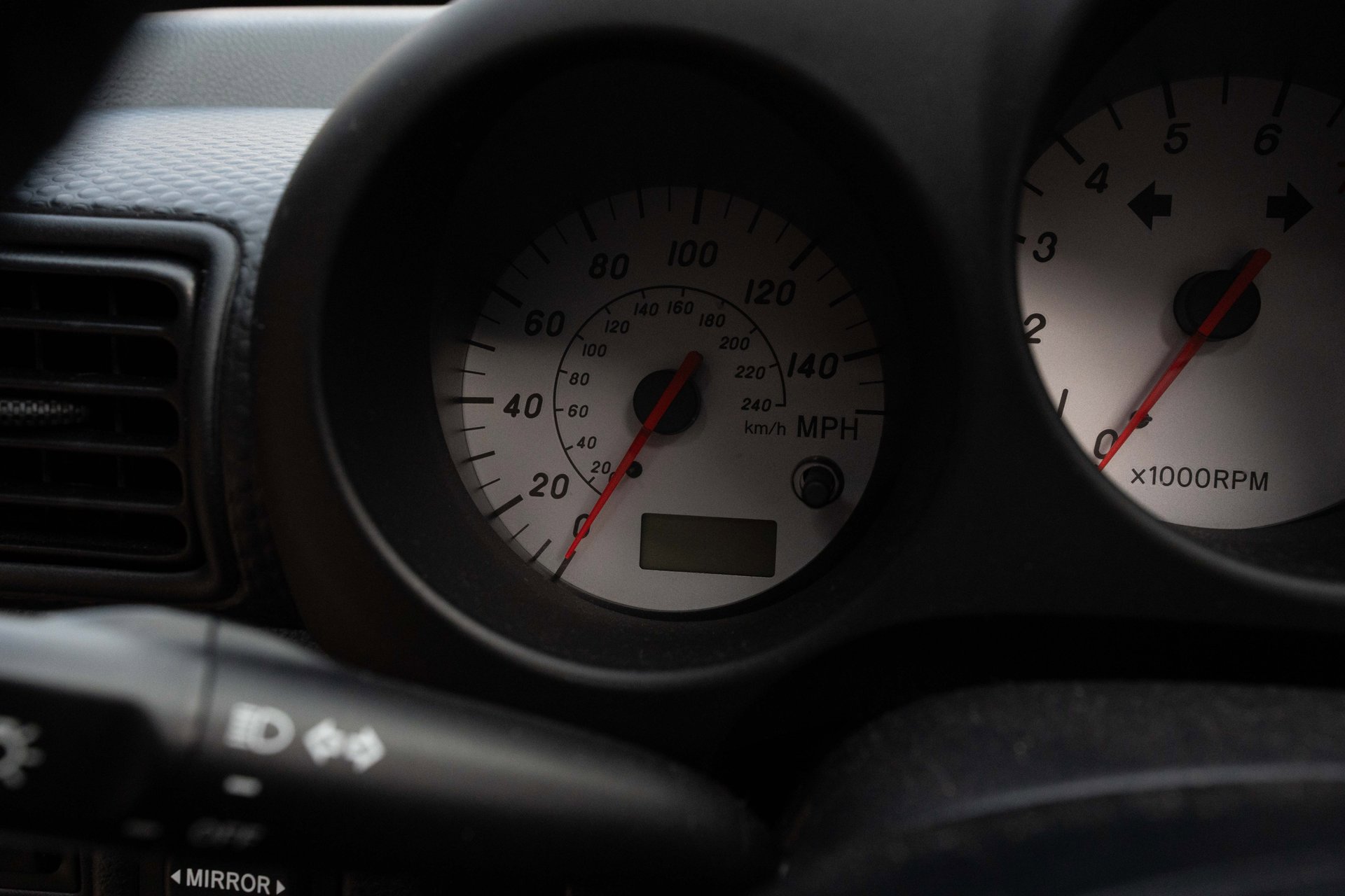 Used 2001 Toyota MR2 image 33