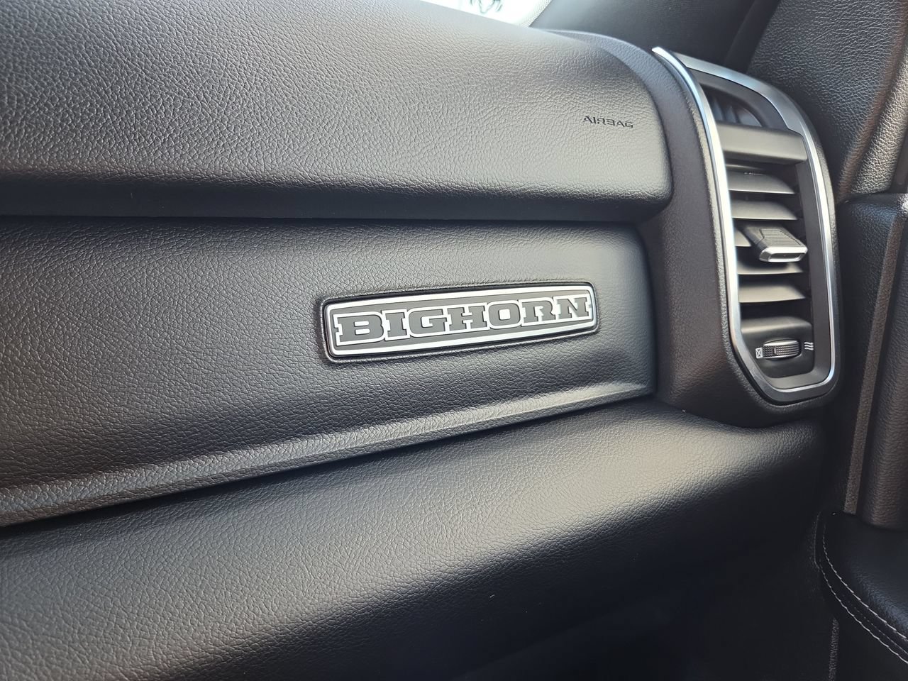 Used 2025 RAM 2500 Big Horn AWD/4WD image 24