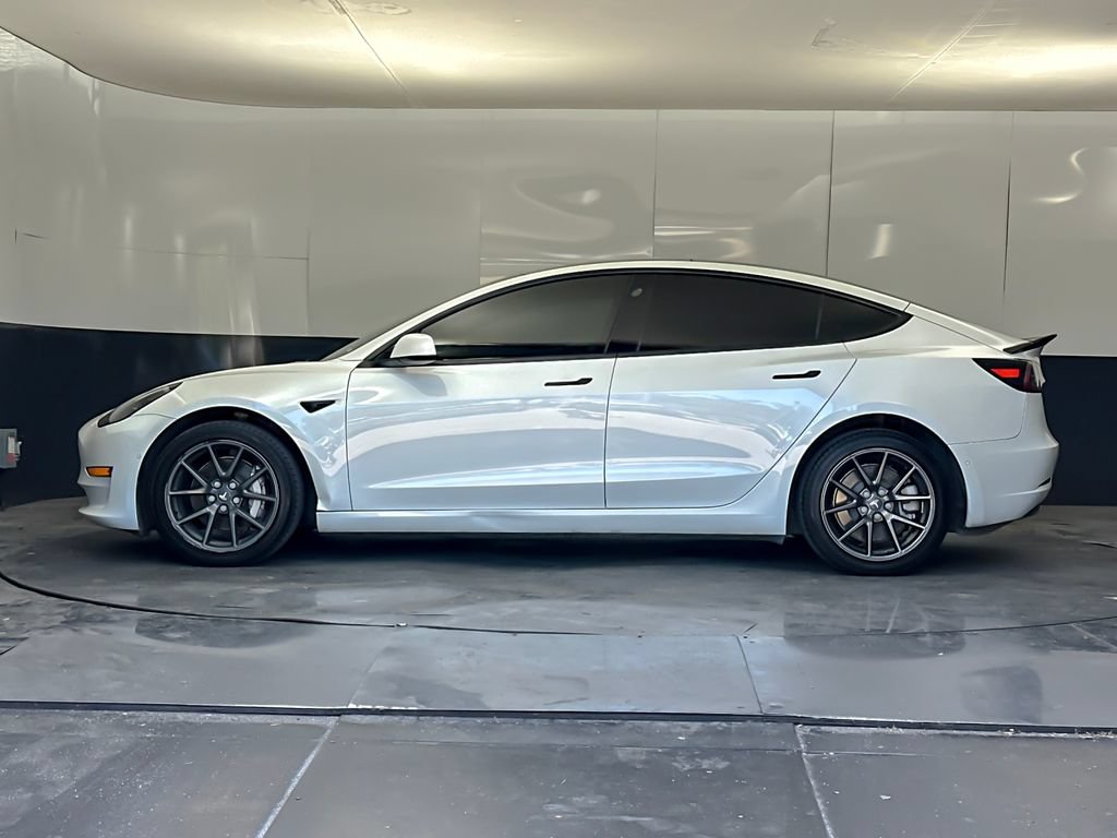 Used 2022 Tesla Model 3 Long Range AWD/4WD image 6