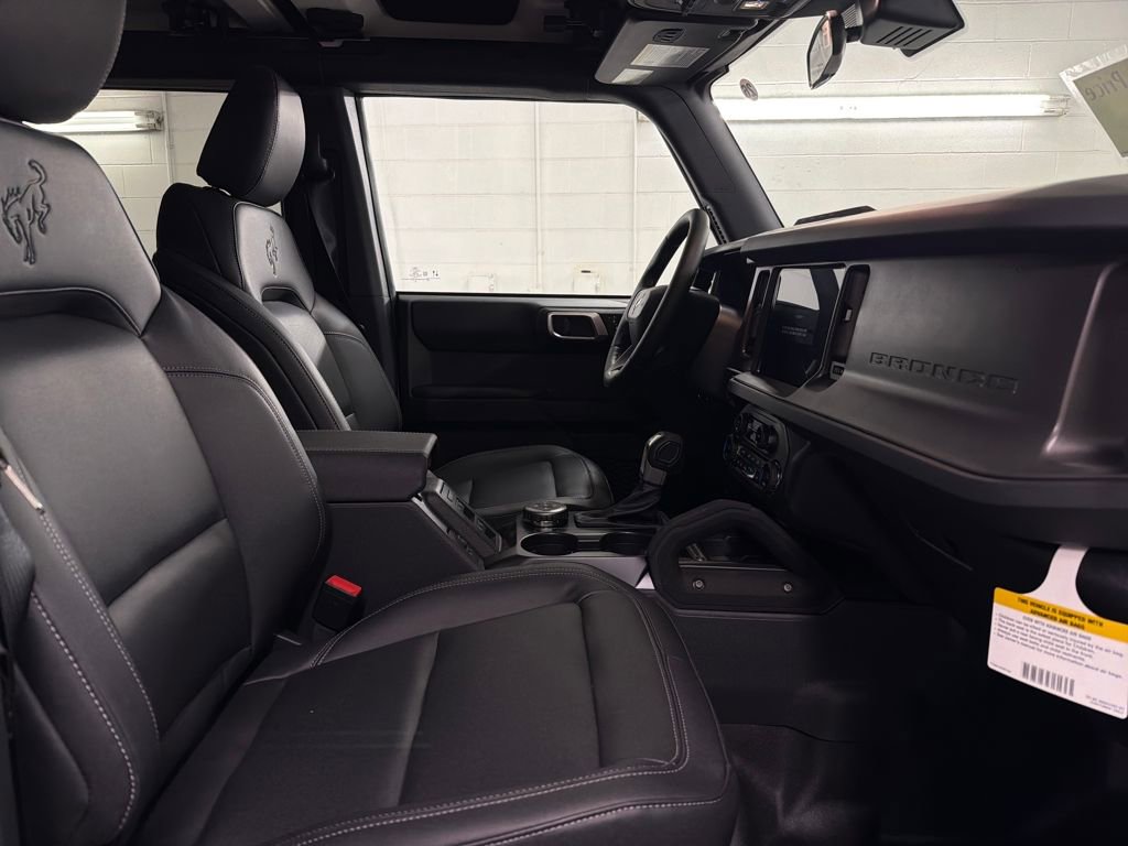 New 2025 Ford Bronco Badlands image 28