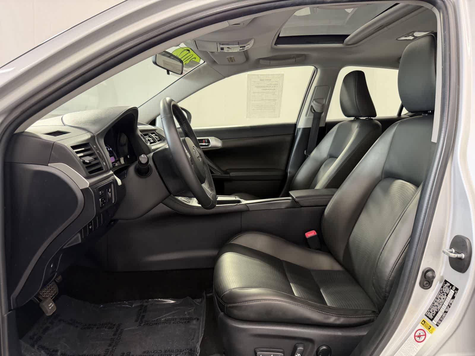 Used 2012 Lexus CT 200h Premium FWD image 9