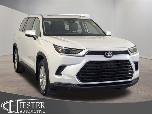 Used 2024 Toyota Grand Highlander XLE image 1