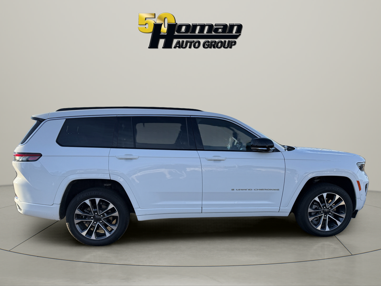 Used 2025 Jeep Grand Cherokee L Overland w/ Advanced Protech Group III AWD/4WD image 7
