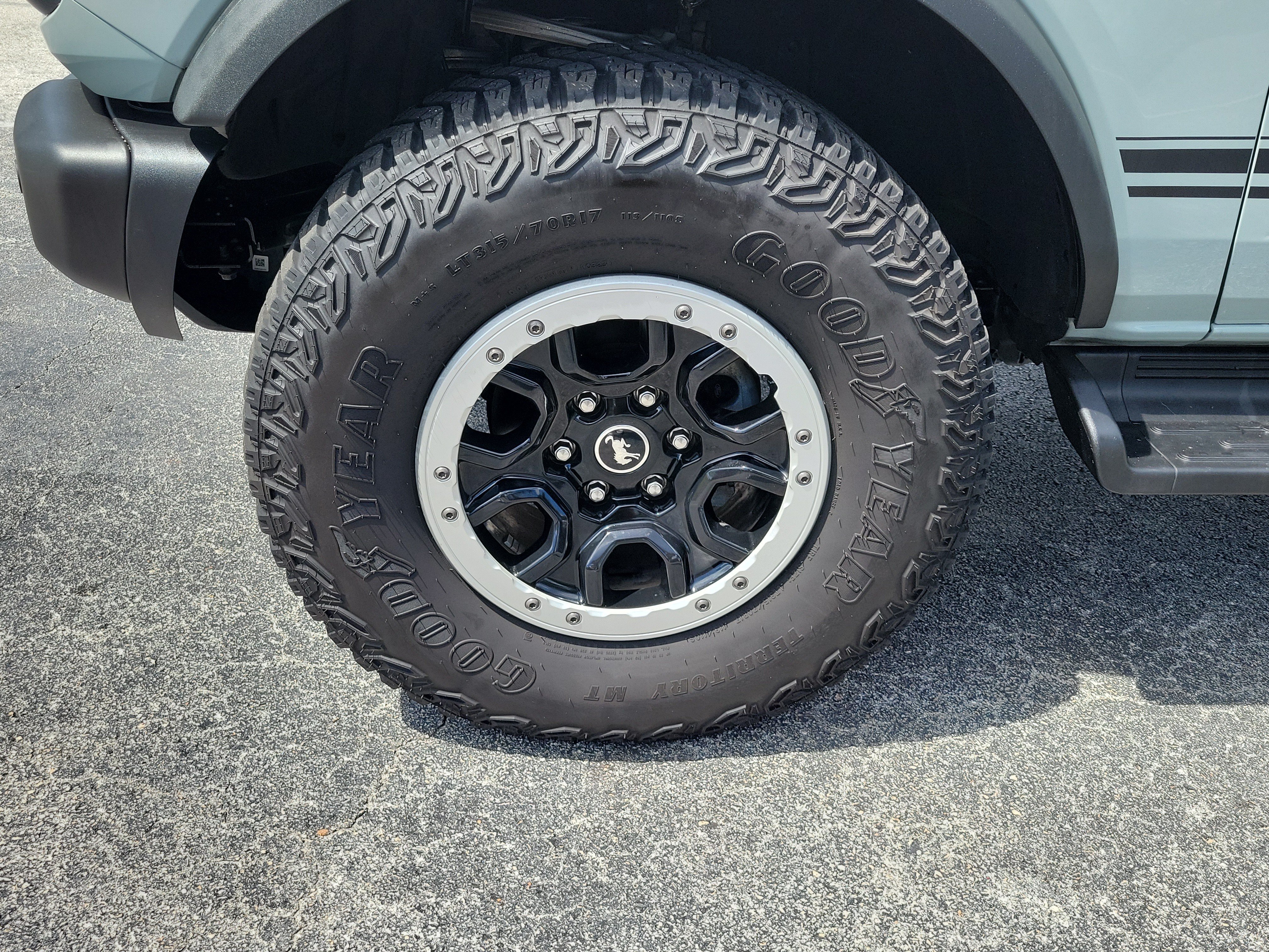 Certified 2023 Ford Bronco Badlands w/ Sasquatch Package AWD/4WD image 5