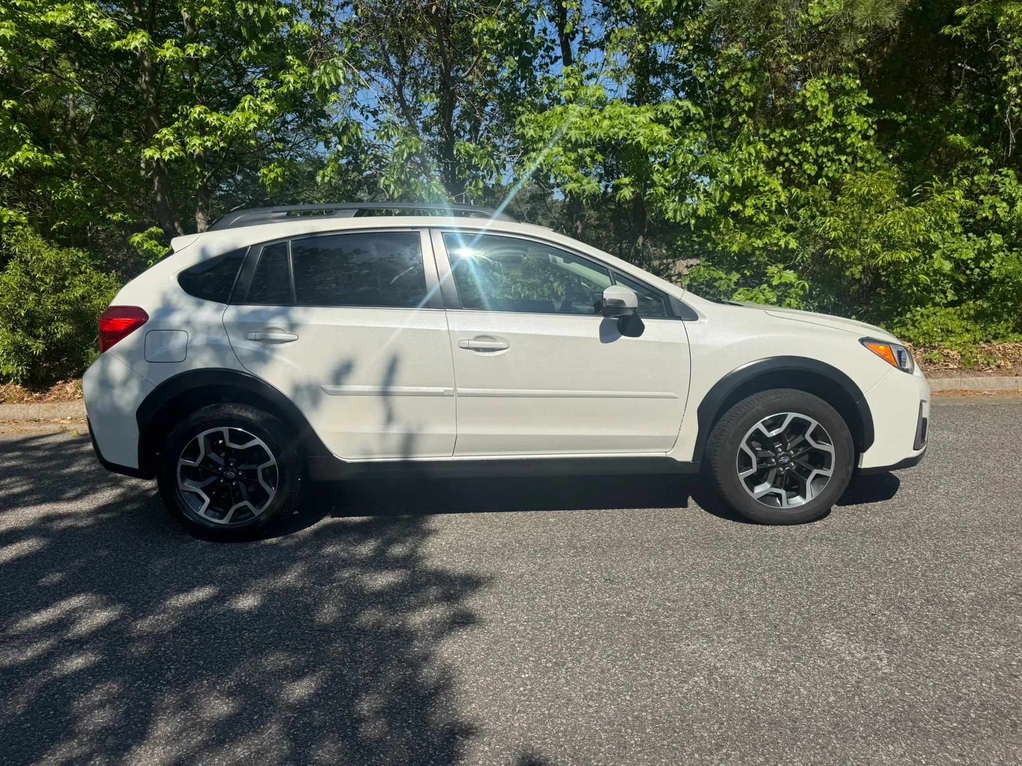 Used 2016 Subaru Crosstrek 2.0i Limited AWD/4WD image 6