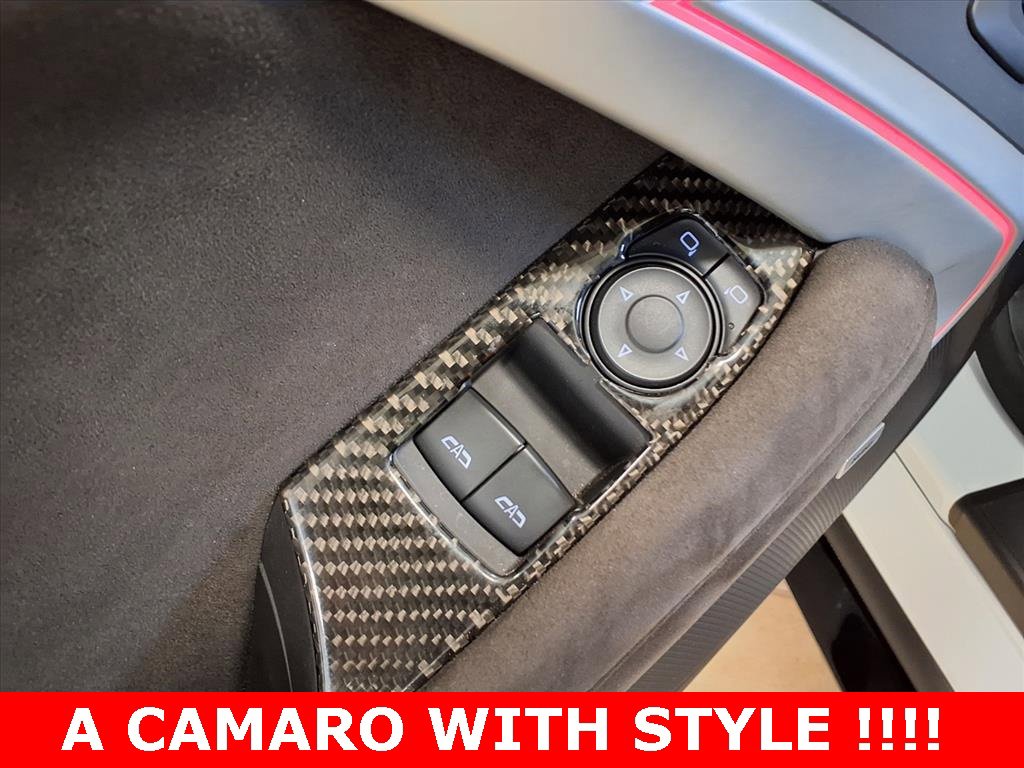 Used 2017 Chevrolet Camaro ZL1 image 12