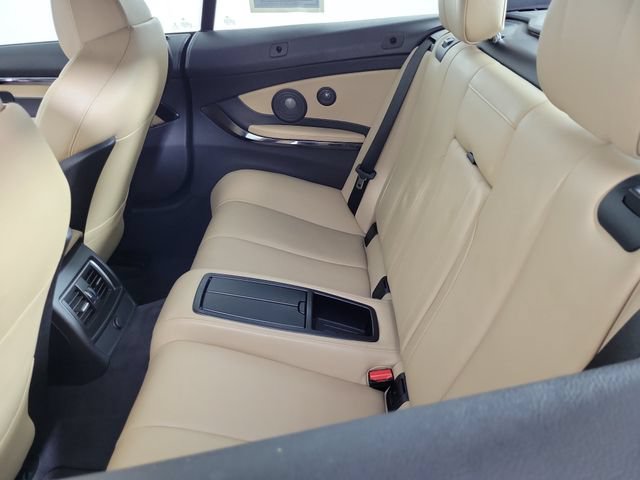 Used 2017 BMW M4 Convertible RWD image 17