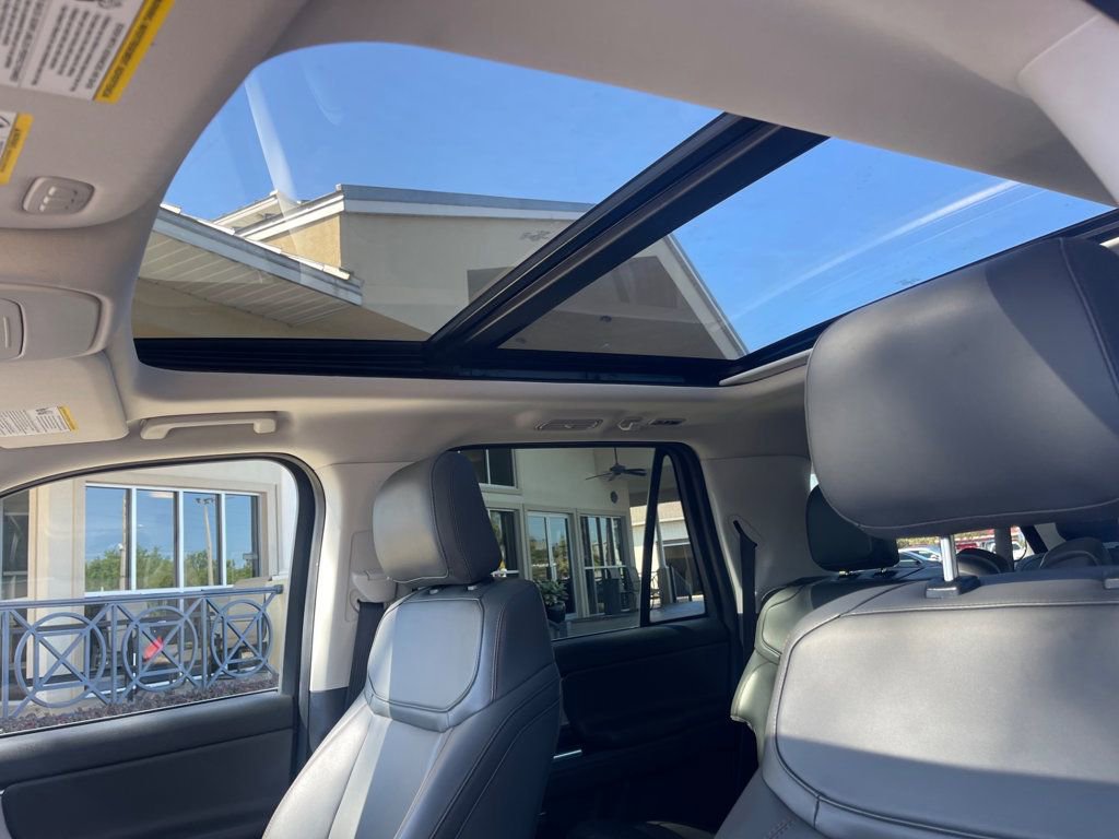 Used 2025 Ford Expedition Max Active image 17