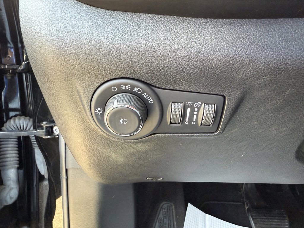 Used 2022 Jeep Compass High Altitude image 17