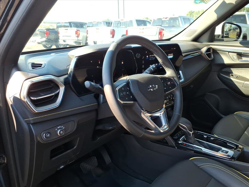 Used 2025 Chevrolet TrailBlazer ACTIV w/ Convenience Package image 7