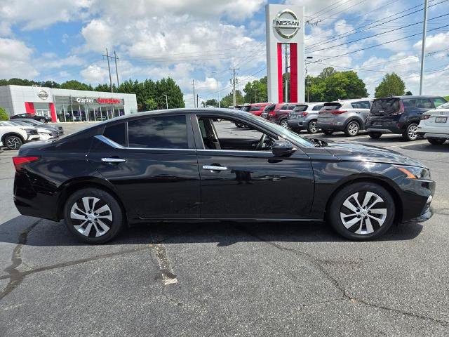 Certified 2022 Nissan Altima 2.5 S FWD image 9