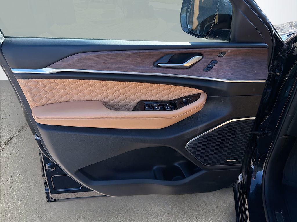 Used 2022 Jeep Grand Cherokee Summit image 24