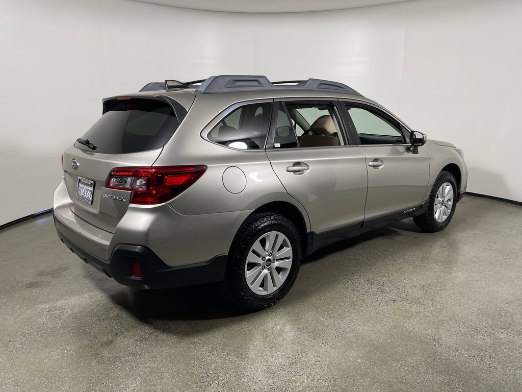 Used 2019 Subaru Outback 2.5i Premium AWD/4WD image 3