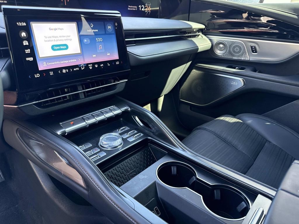 Certified 2024 Lincoln Nautilus Reserve w/ Equipment Group 203A image 25