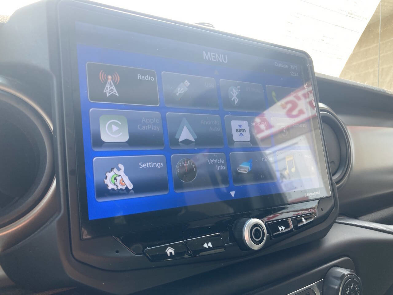 Used 2018 Jeep Wrangler Unlimited Sport S image 26