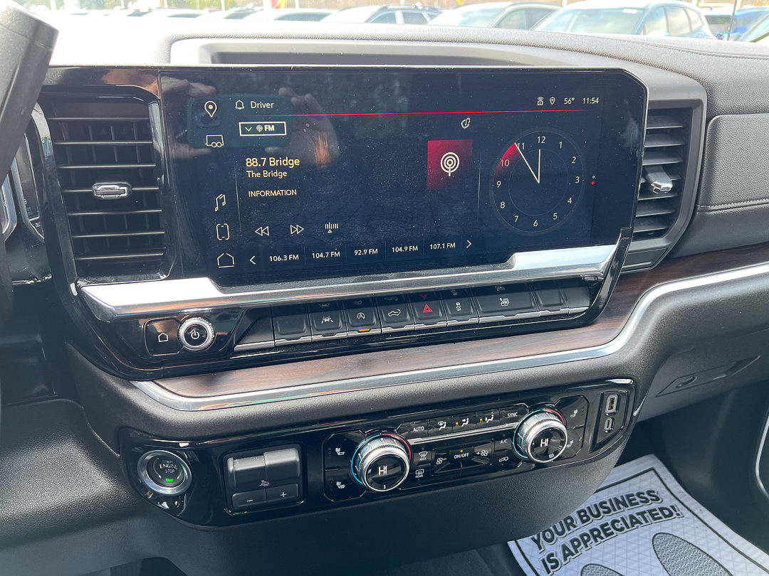 Used 2025 GMC Sierra 1500 SLT image 23
