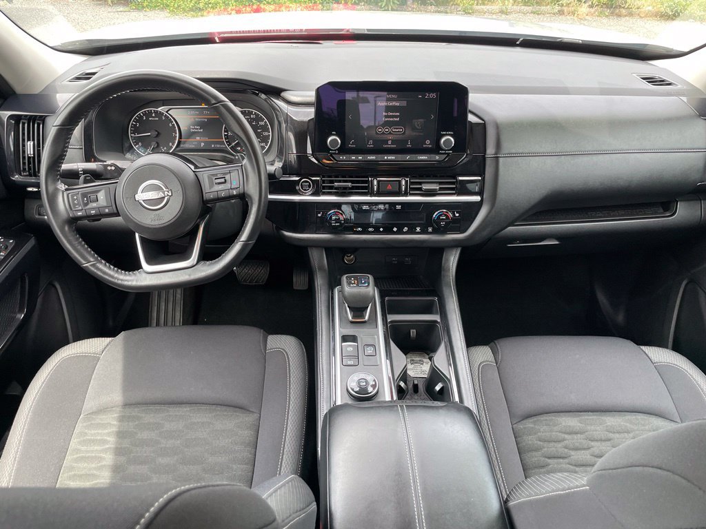 Certified 2022 Nissan Pathfinder SV w/ SV Premium Package AWD/4WD image 12
