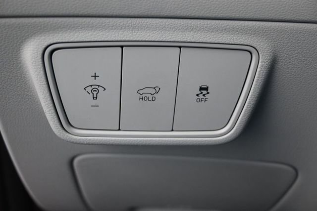 Used 2023 Hyundai Tucson Limited FWD image 16