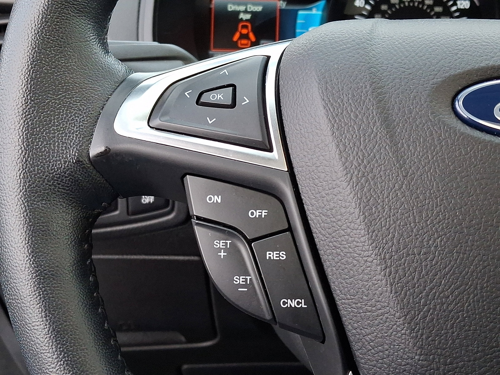 Certified 2023 Ford Edge SEL w/ Convenience Package image 25