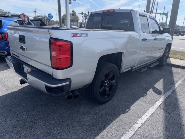 Used 2017 Chevrolet Silverado 1500 LT w/ Redline Edition image 6