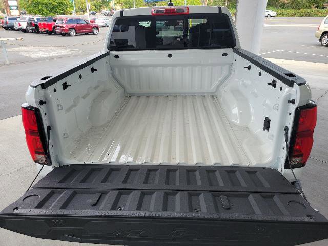 New 2024 Chevrolet Colorado LT w/ LT Convenience Package III image 62