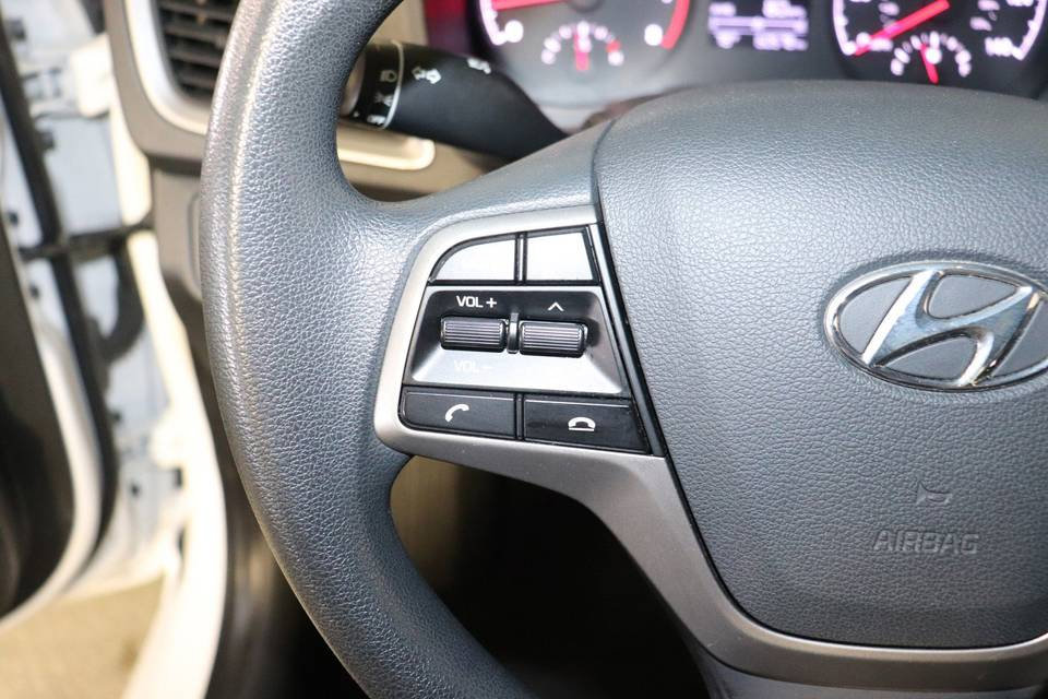 Used 2020 Hyundai Accent SEL image 14