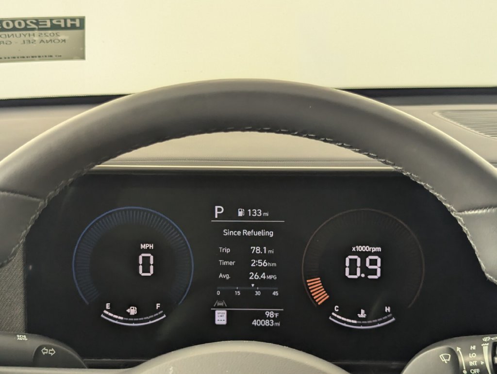 Certified 2025 Hyundai Kona SEL FWD image 18