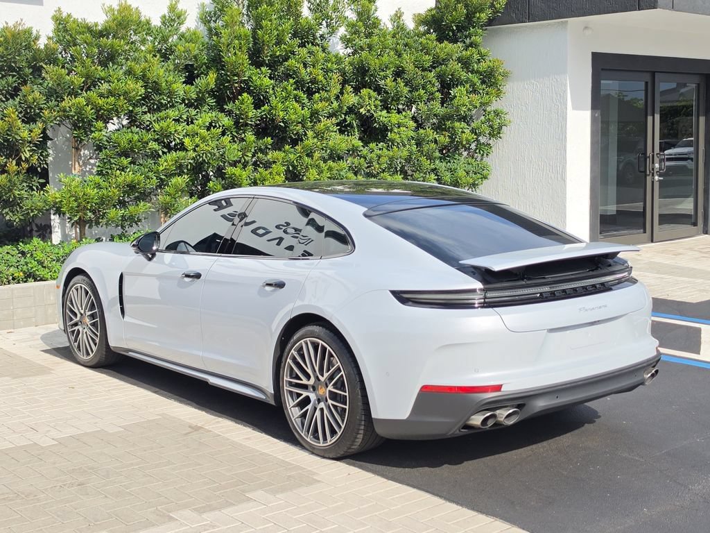 Used 2024 Porsche Panamera w/ Premium Package RWD image 3