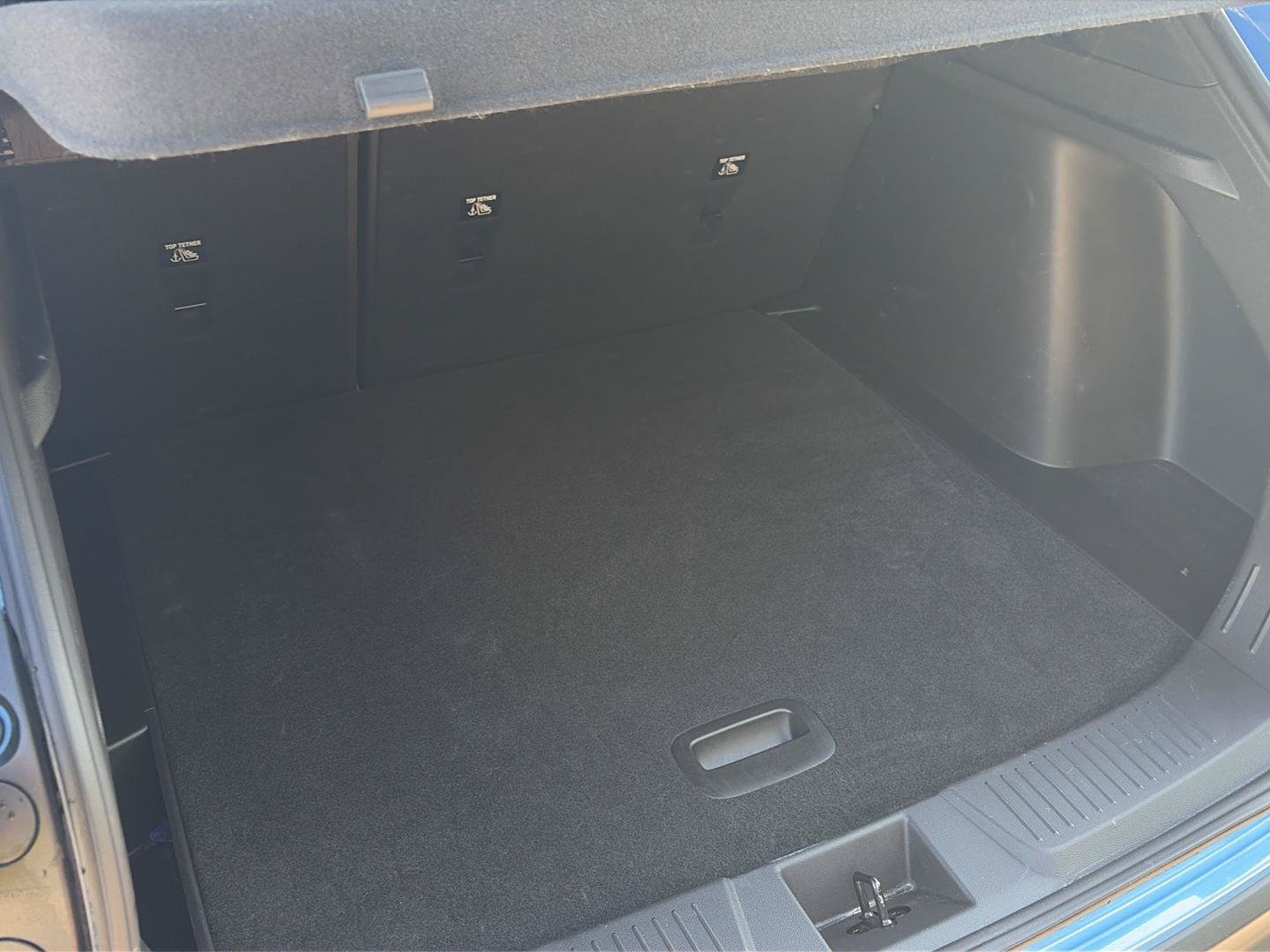 Used 2024 Chevrolet Trax RS w/ Sunroof Package FWD image 12