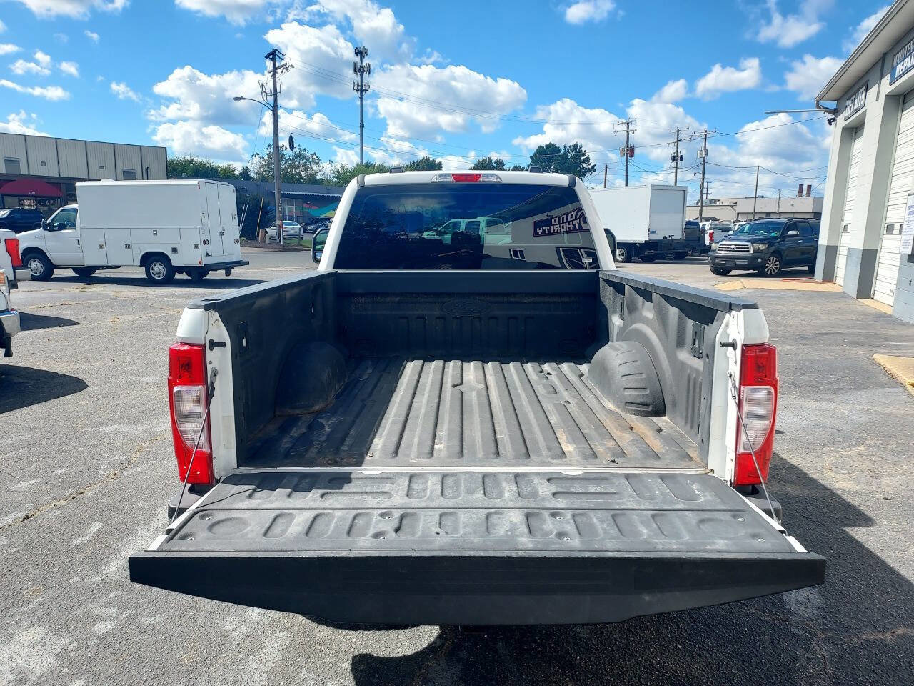 Used 2020 Ford F250 XL w/ Power Equipment Group image 7