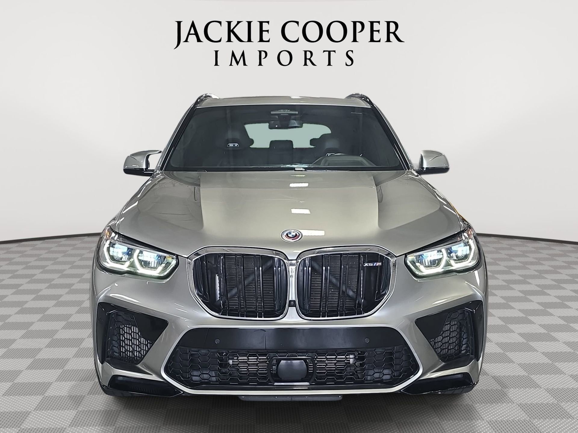 Used 2023 BMW X5 M w/ Executive Package AWD/4WD image 2