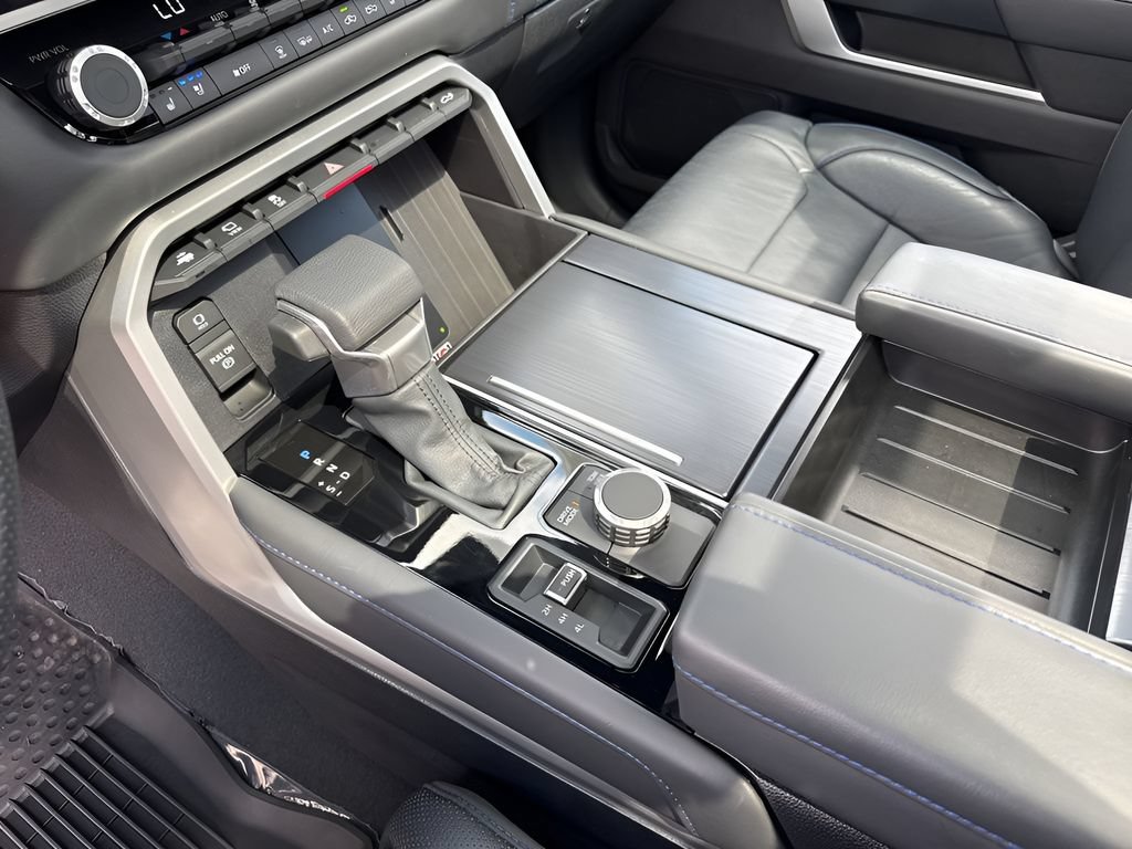 Used 2025 Toyota Tundra Platinum AWD/4WD image 19
