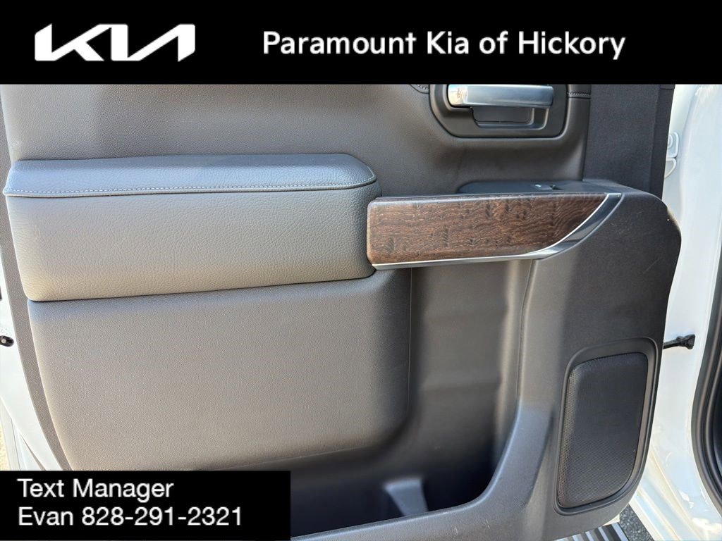 Used 2023 GMC Sierra 3500 Denali AWD/4WD image 12