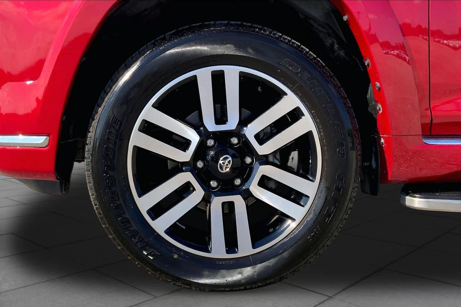 Used 2020 Toyota 4Runner Limited RWD image 11