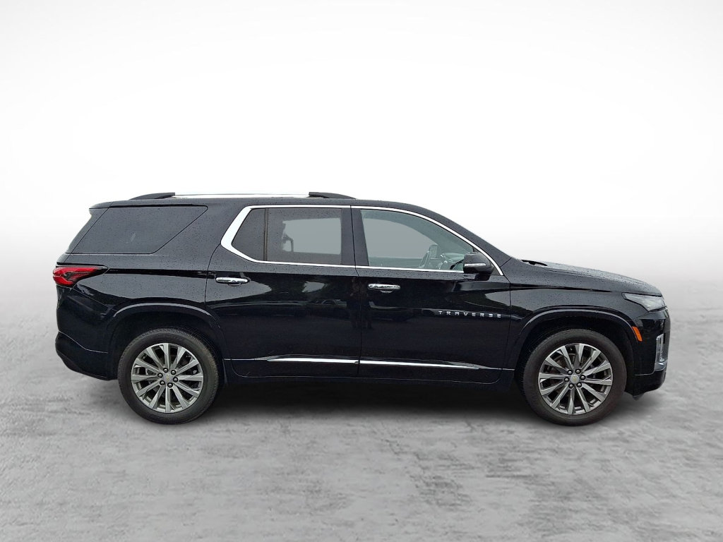 Used 2023 Chevrolet Traverse Premier AWD/4WD image 6