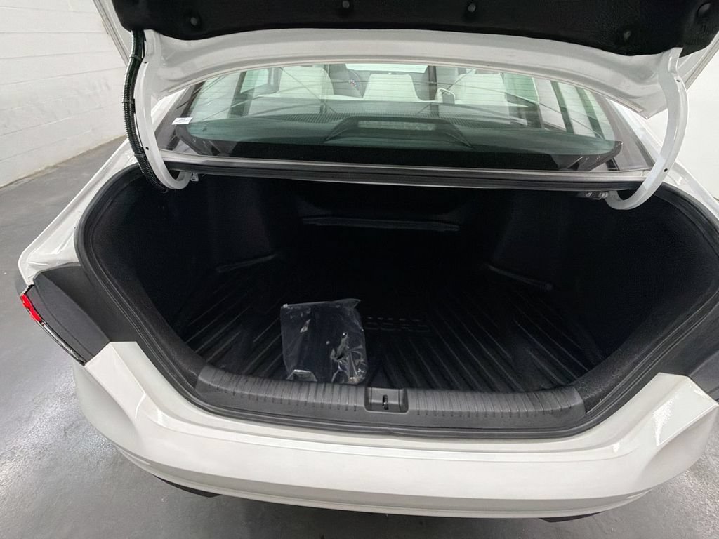 Used 2023 Honda Accord LX image 23