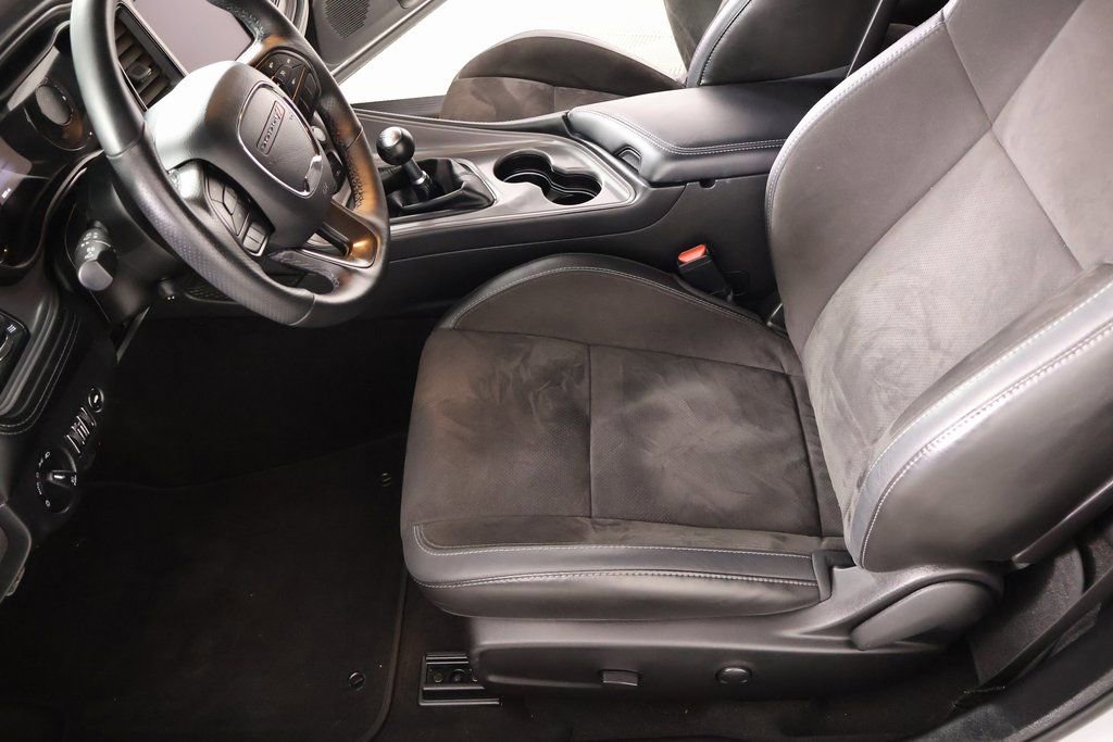 Used 2023 Dodge Challenger R/T w/ Plus Package image 11