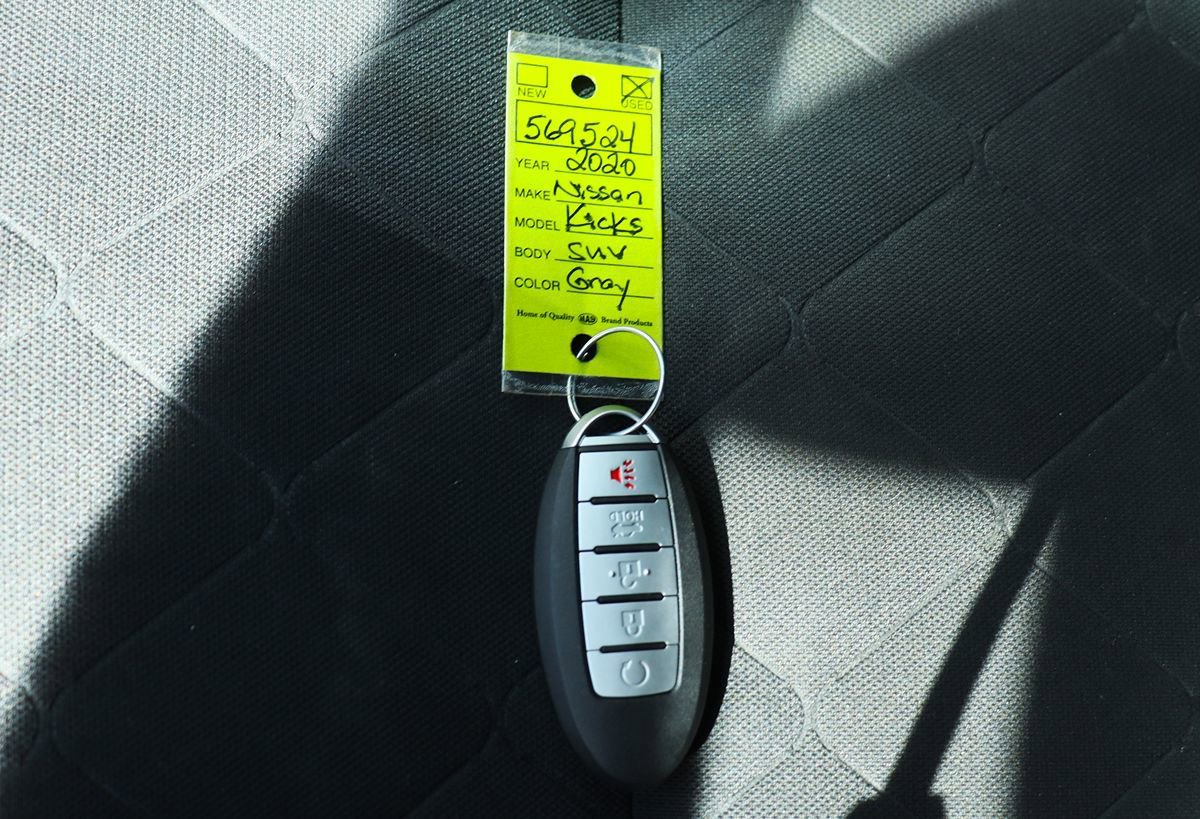 Used 2020 Nissan Kicks SV FWD image 56