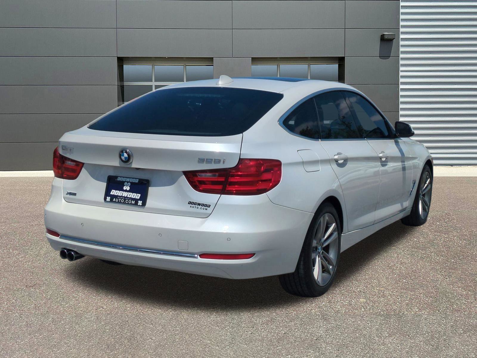 Used 2016 BMW 328i Gran Turismo xDrive AWD/4WD image 7